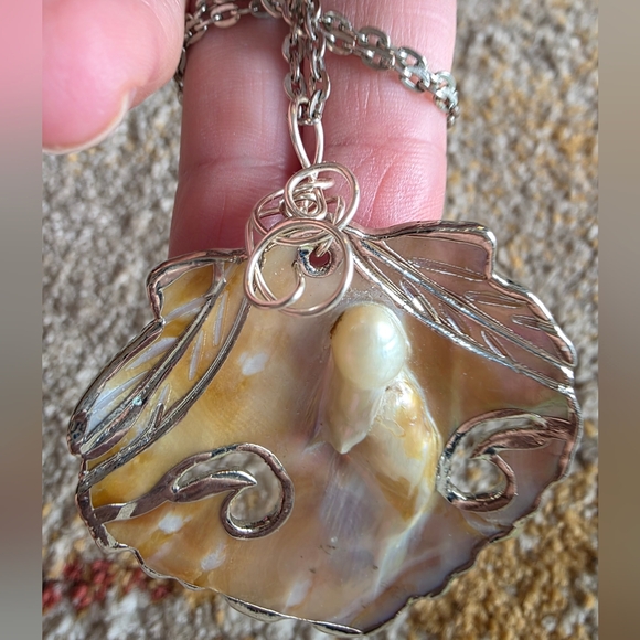 Blister M Pearl Necklace platinum /  Sterling . Repurposed Vintage Piece By Me - Picture 4 of 11